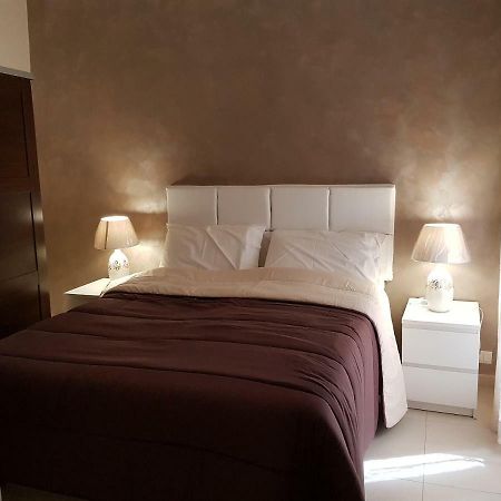 Napoli Royal Flats Villa Buitenkant foto