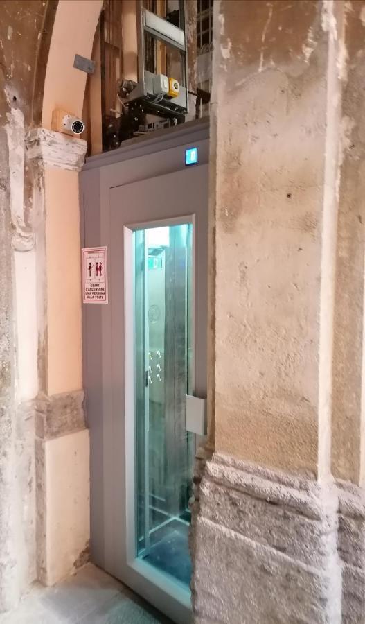 Napoli Royal Flats Villa Buitenkant foto